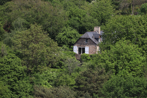 Couvreur urgence Sainte-Suzanne